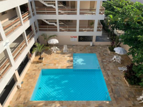 Lindo apto com piscina a 150m da praia do Tombo